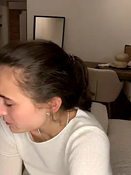 SophiiaStarr online show from 25, 10, 2025