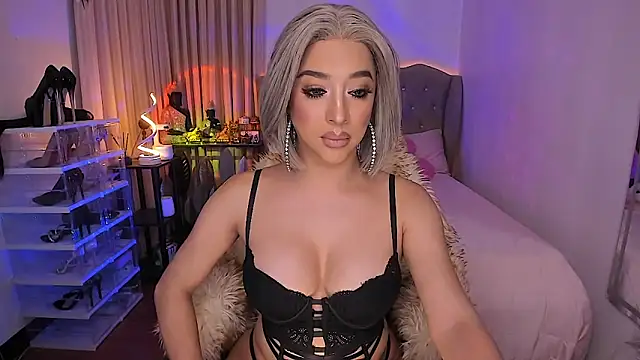 Dream Goddess online show from 3, 11, 2025