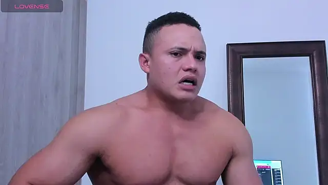 KingLevi01 online show from 20, 10, 2025