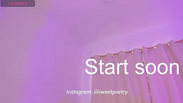 Snapshot of Sweet_poetryy chatting on 28, 9, 2025 Sweet poetryy online show from 28, 9, 2025