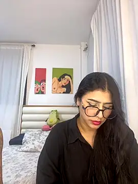 Snapshot of Sweet_and_Rous0 chatting on 3, 10, 2025 Sweet and Rous0 online show from 3, 10, 2025