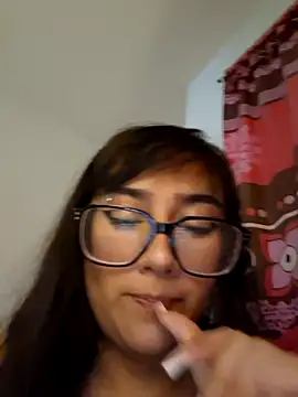 Snapshot of Delycom chatting on 24, 9, 2025 Delycom online show from 24, 9, 2025