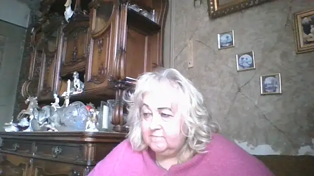 Lala-Love56 online show from 19, 4, 2026