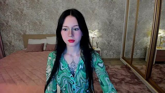 VioletHarme online show from 12, 4, 2026