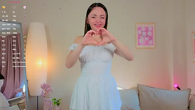 OliviaKis  online show from 26, 9, 2025