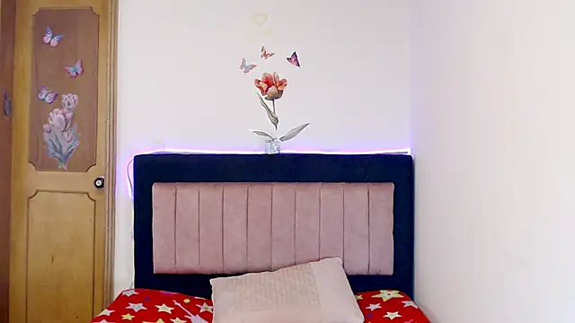 Valeryxs online show from 19, 2, 2026