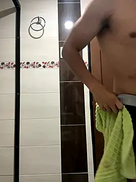 0anonimo bottom1 online show from 10, 9, 2025