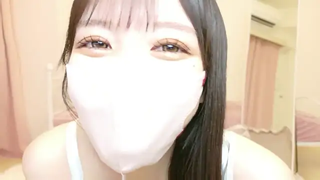 roachan  online show from 18, 3, 2026