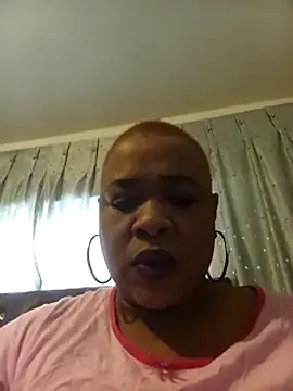 BUSTY QUEEEN online show from 9, 9, 2025