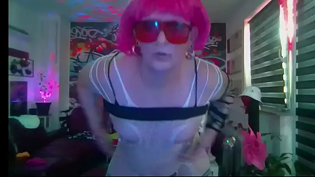 Snapshot of hellgirl1980 chatting on 1, 7, 2026 hellgirl1980 online show from 1, 7, 2026