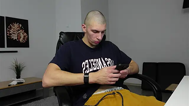 Ryan Dozer online show from 30, 10, 2025