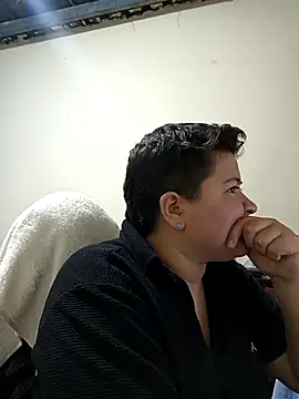 Snapshot of Noha_Whiitee chatting on 21, 11, 2025 Noha Whiitee online show from 21, 11, 2025