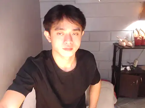 NautyBoyBrazeen 143 online show from 2, 4, 2026