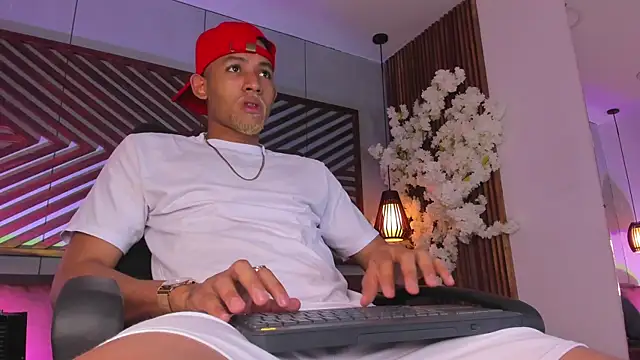 B Wild online show from 23, 11, 2025