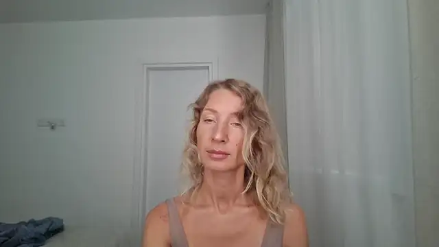 Snapshot of Paevoa chatting on 10, 9, 2025 Paevoa online show from 10, 9, 2025