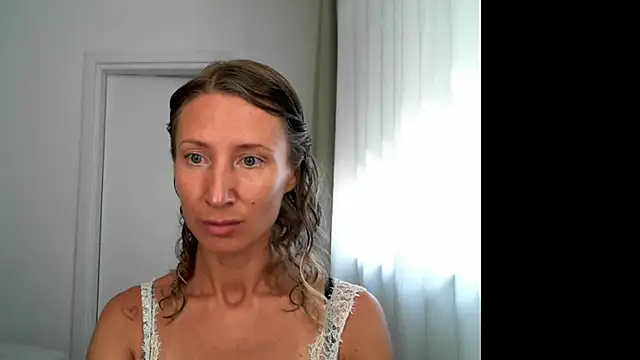 Snapshot of Paevoa chatting on 2, 10, 2025 Paevoa online show from 2, 10, 2025