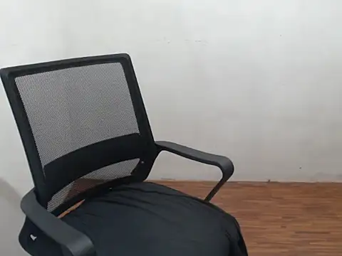 Snapshot of simply_hot1 chatting on 25, 10, 2025 simply hot1 online show from 25, 10, 2025