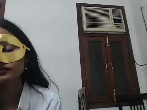 Snapshot of Kinky_kaira_ chatting on 10, 9, 2025 Kinky kaira online show from 10, 9, 2025