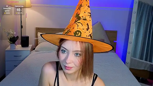 LumMina online show from 3, 11, 2025