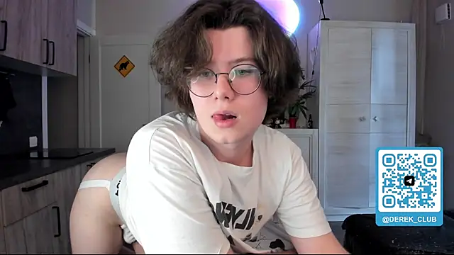 Snapshot of Derek_Shameless chatting on 6, 8, 2026 Derek Shameless online show from 6, 8, 2026