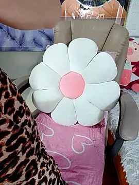 LadyMaiMai online show from 14, 2, 2026