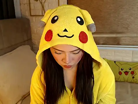 yourdevilsweettsx online show from 14, 1, 2026