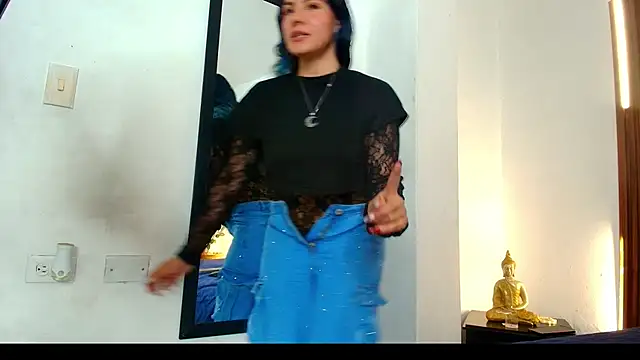 Evelin thompsson online show from 13, 1, 2026