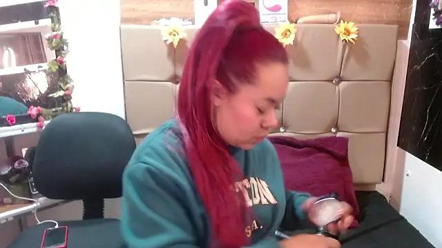 MIA  SPENCER online show from 1, 10, 2025