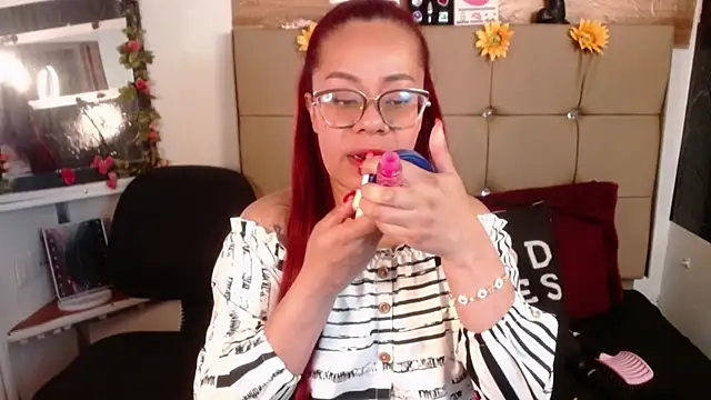 MIA  SPENCER online show from 12, 11, 2025