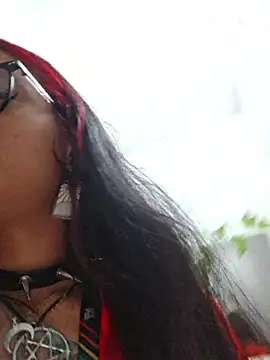 carolinerue online show from 7, 1, 2026