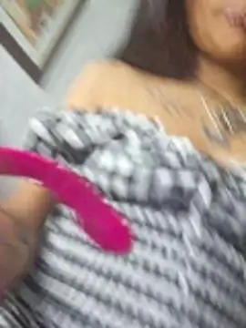 carolinerue online show from 1, 6, 2026