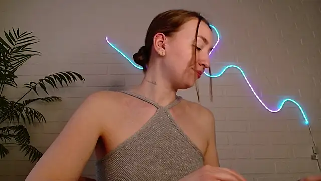 WhitePrincessLuna online show from 11, 2, 2026