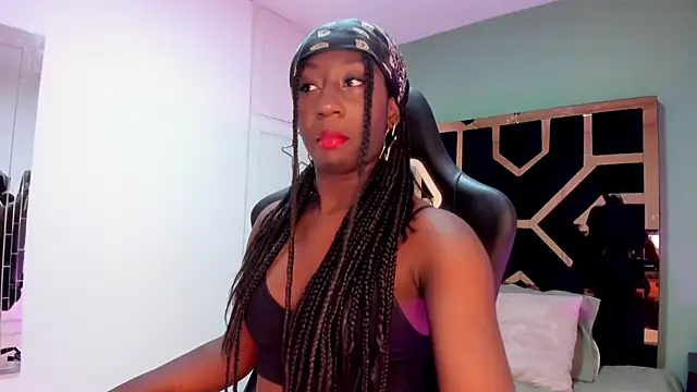Snapshot of Madison_Monroe_ chatting on 19, 9, 2025 Madison Monroe online show from 19, 9, 2025