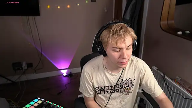 scottishtwink01 online show from 15, 7, 2026
