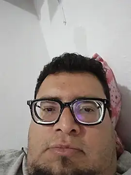 Santiagoqro85 online show from 11, 3, 2026