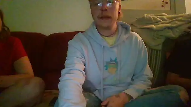 Snapshot of Thejizmister420 chatting on 3, 10, 2025 Thejizmister420 online show from 3, 10, 2025