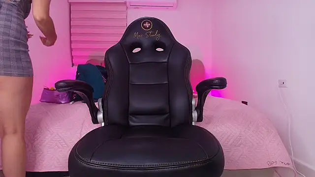 abbyrouss  online show from 22, 11, 2025