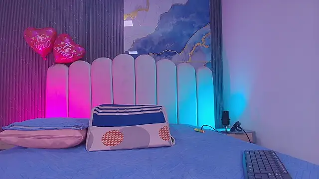 abbyrouss  online show from 6, 3, 2026