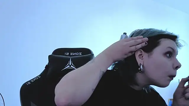 Alice Zev online show from 11, 9, 2025