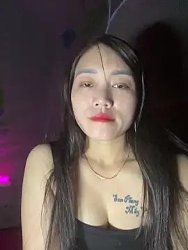 chipp-bong online show from 10, 11, 2025