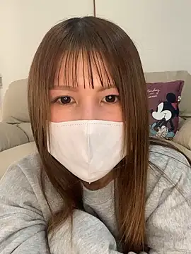 Snapshot of -Hikari-00- chatting on 18, 12, 2025 -Hikari-00- online show from 18, 12, 2025