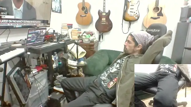 Snapshot of Stringin69 chatting on 8, 2, 2026 Stringin69 online show from 8, 2, 2026