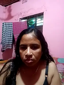 Snapshot of Rafiya02 chatting on 21, 9, 2025 Rafiya02 online show from 21, 9, 2025