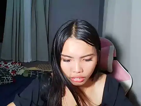 Snapshot of cutie_milker chatting on 7, 6, 2026 cutie milker online show from 7, 6, 2026
