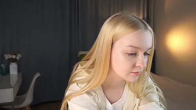 KrishnaSimmons online show from 13, 9, 2025