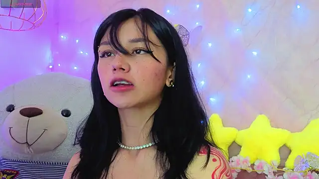 april bennett online show from 11, 4, 2026