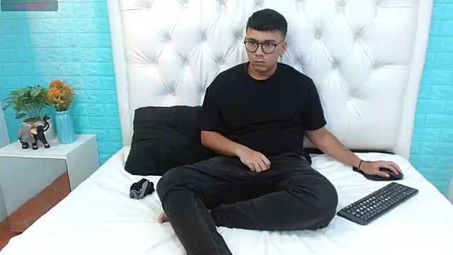 titanxero online show from 20, 9, 2025