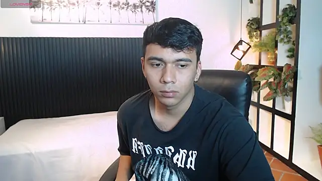 titanxero online show from 25, 11, 2025