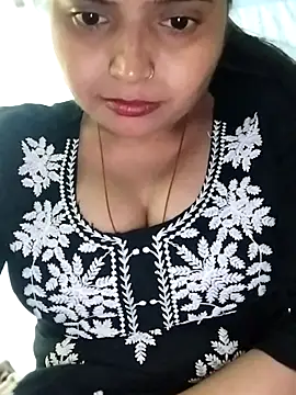 Snapshot of Hot-Pooja25 chatting on 6, 2, 2026 Hot-Pooja25 online show from 6, 2, 2026