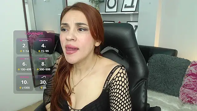 Snapshot of KendallWood_ chatting on 10, 7, 2026 KendallWood online show from 10, 7, 2026